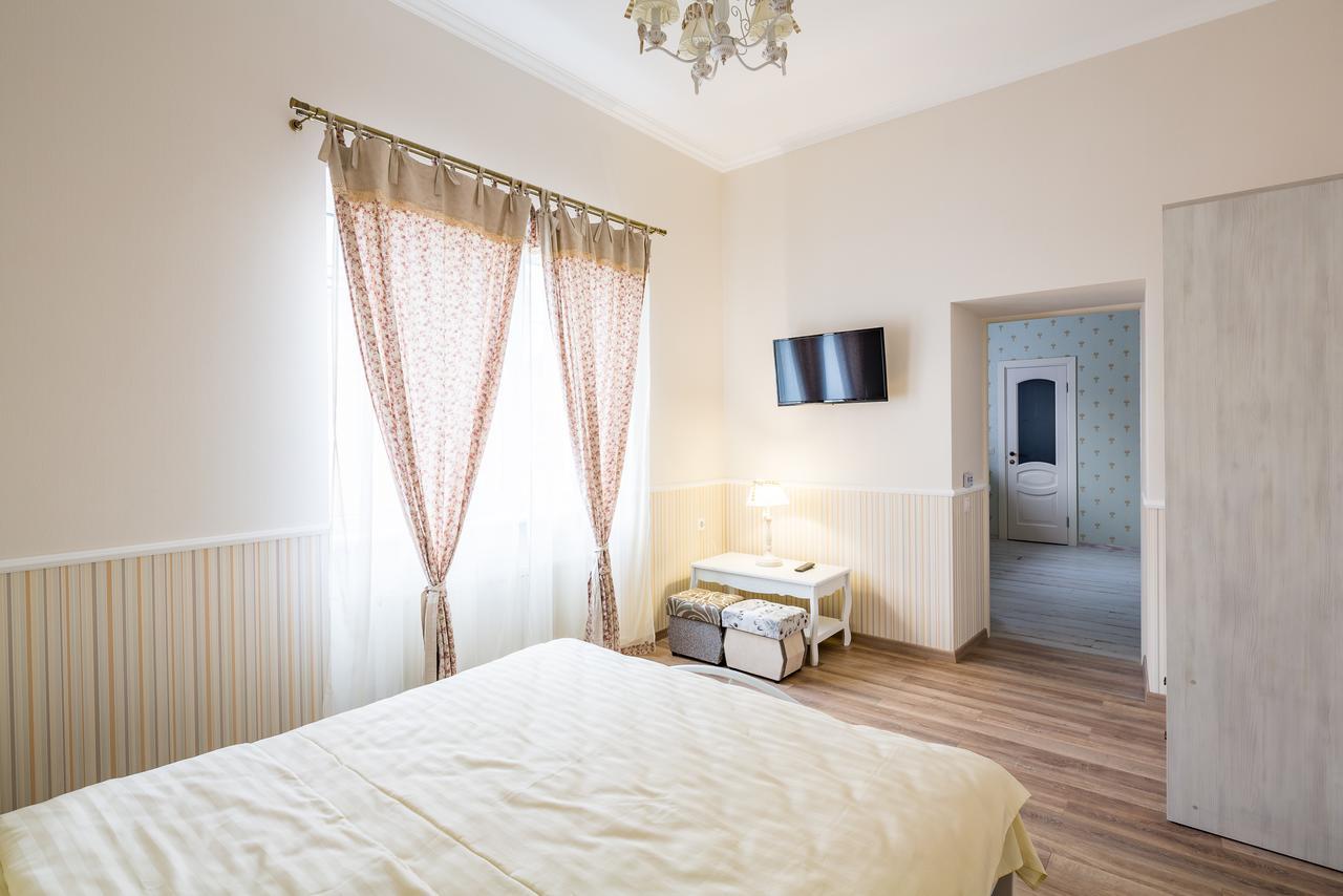 Lovely Apartment In The City Center Lemberg Exterior foto